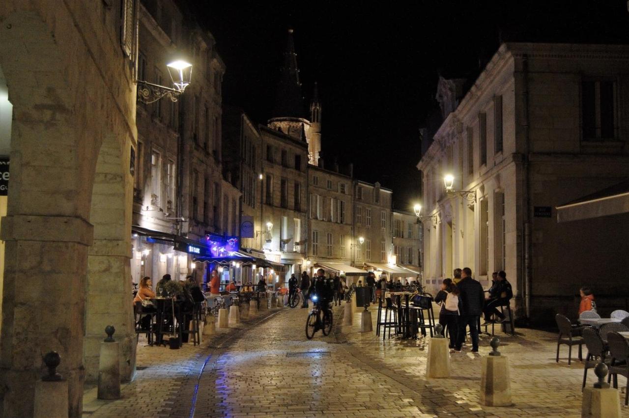 Ferienwohnung - Le Petit Rochelais -Calme&Cosy- Wifi-Netflix La Rochelle  Exterior foto